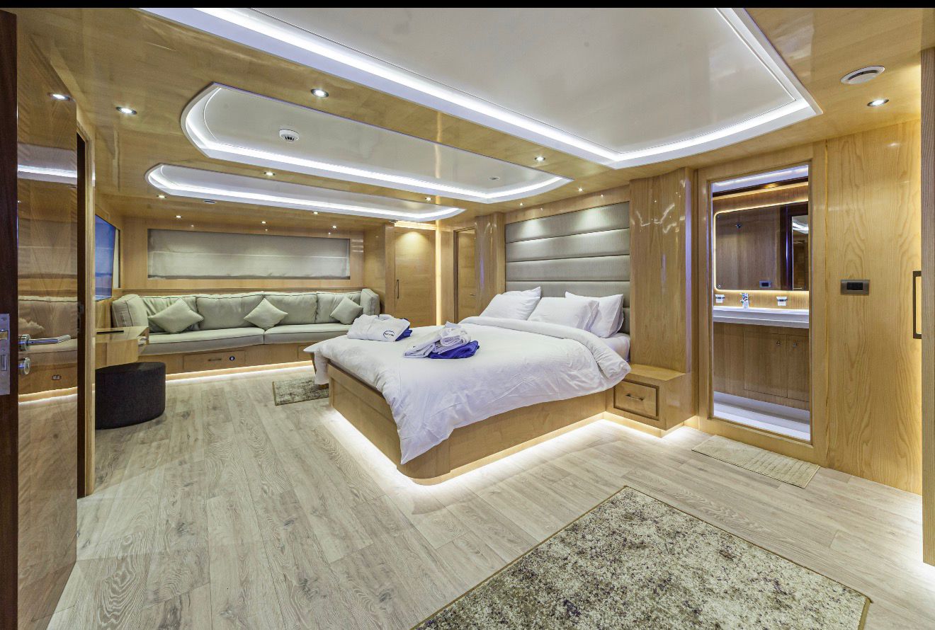 جناح عائلي مشترك (الدور السفلي)